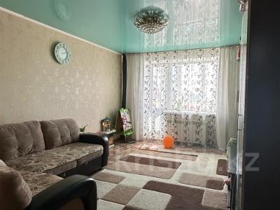 3-комнатная квартира, 58.6 м², 5/5 этаж, жумабаева за 26.5 млн 〒 в Петропавловске