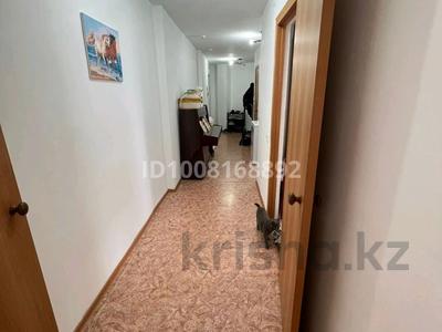 2-бөлмелі пәтер · 69 м² · 18/25 қабат, мкр Юго-Восток, Микрорайон Байкена Ашимова 26, бағасы: 25 млн ₸ в Караганде, Казыбек би р-н