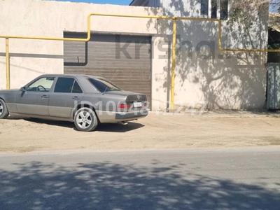 Гараж · 70 м² · Ұзақбай Қараманов 54 — Возле бани за 30 млн 〒 в 