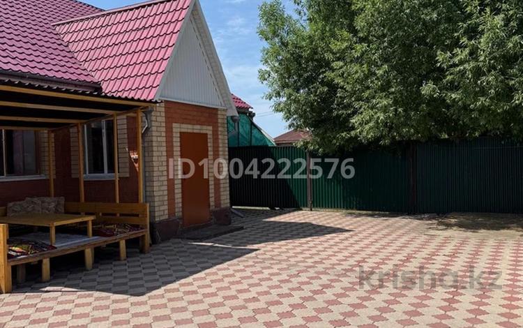 Жеке үй · 4 бөлме · 100 м², Жумабаева 9а — За рынком, бағасы: 85 000 ₸ в Бурабае — фото 3