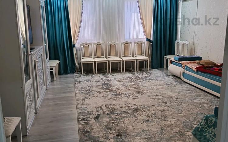 2-бөлмелі пәтер · 90 м² · 4/5 қабат, Мкр. Бирлик — Школа 29, бағасы: 37 млн ₸ в Талдыкоргане, мкр Бирлик — фото 18