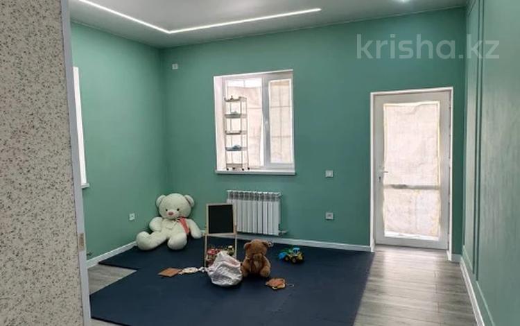 Отдельный дом · 5 комнат · 300 м² · 4 сот., мкр "Шыгыс 3" за 70 млн ₸ в Актау, мкр "Шыгыс 3" — фото 2