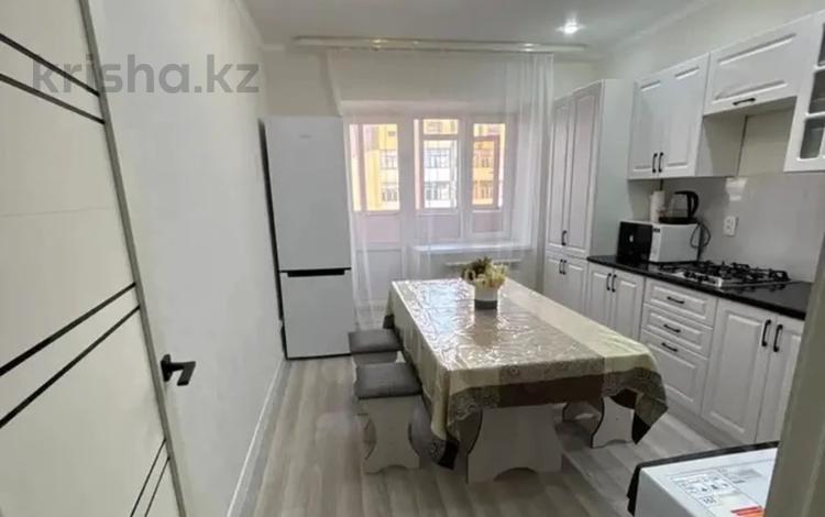 3-бөлмелі пәтер · 85 м² · 9/10 қабат, Алтын орда ш/а., Алия Молдагуловой 10Б, бағасы: 26.5 млн ₸ в Актобе, мкр. Алтын орда — фото 6