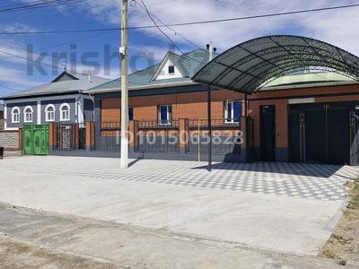 Отдельный дом · 5 комнат · 360 м² · 10 сот., Кушербаев 165 — Астана за 65 млн ₸ в 