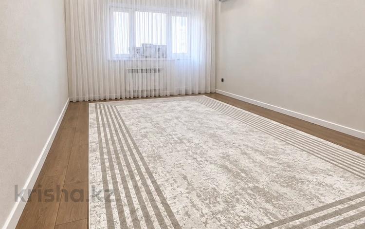 3-бөлмелі пәтер · 130 м² · 5/6 қабат, Алтын орда ш/а., Саздинское лесничество 228/3 — ЖК АКТОБЕ ТАУЕРС-2 по Г. Жубанова, бағасы: 50.5 млн ₸ в Актобе, мкр. Алтын орда — фото 2