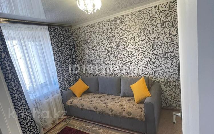 3-бөлмелі пәтер · 60 м² · 5/9 қабат, проспект Абая, бағасы: 15 млн ₸ в Шахтинске — фото 2