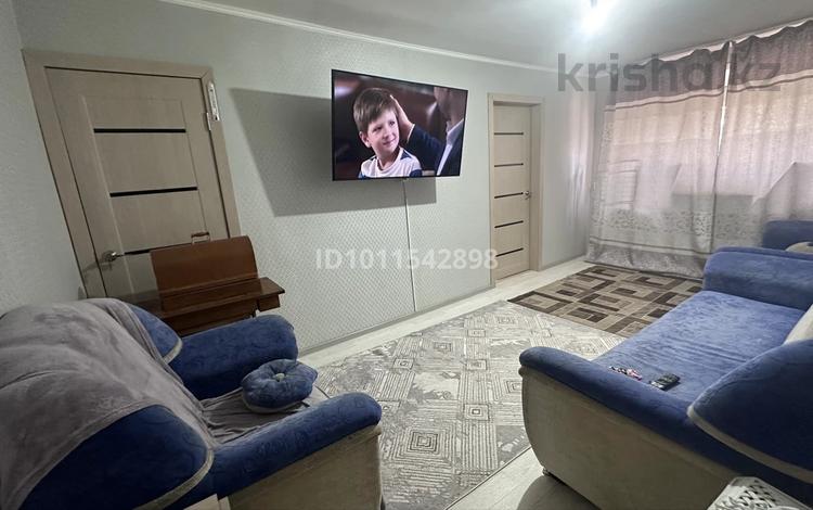 3-бөлмелі пәтер · 49 м² · 4/4 қабат, 342 квартал 10, бағасы: 18 млн ₸ в Семее — фото 2