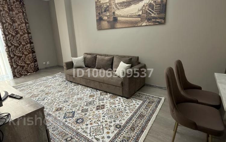 2-комнатная квартира · 43 м² · 10/20 этаж, Брусиловского 163 за 250 000 ₸ в Алматы, Алмалинский р-н — фото 2