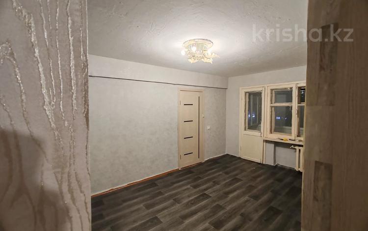 3-бөлмелі пәтер · 60 м² · 2/4 қабат, Космическая 5, бағасы: 19 млн ₸ в Усть-Каменогорске — фото 2