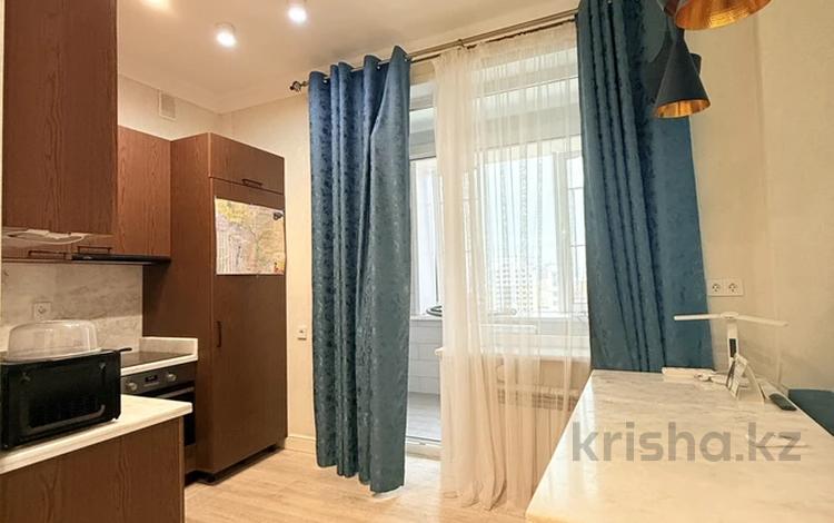 1-комнатная квартира · 38 м² · 13/15 этаж, Туркестан 20 за 250 000 〒 в Астане, Есильский р-н — фото 4