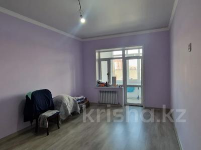 2-бөлмелі пәтер, 64 м², 6/6 қабат, мкр Юго-Восток, Муканова, бағасы: 33.5 млн 〒 в Караганде, Казыбек би р-н