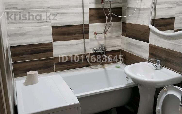 1-комнатная квартира · 33 м² · 5/5 этаж, мкр Новый Город, Ерубаева 54 за 150 000 ₸ в Караганде, Казыбек би р-н — фото 2