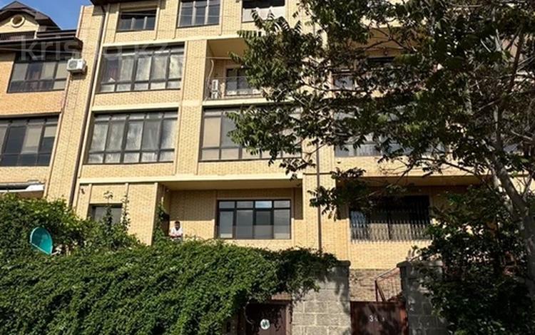 Часть дома · 10 комнат · 750 м² · 7 сот., мкр "Самал" 34/2 за 200 млн ₸ в Актау, мкр "Самал" — фото 2