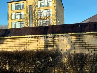 Продажа квартир в Западно-Казахстанской обл.: 3-комнатная квартира · 110 м² · 5/5 этаж, Сейфуллина 85 — Кердері и мухит за 65 млн 〒 3-комнатная квартира · 110 м² · 5/5 этаж, Сейфуллина 85 — Кердері и мухит за 65 млн 〒 в Уральске, мкр Школьник