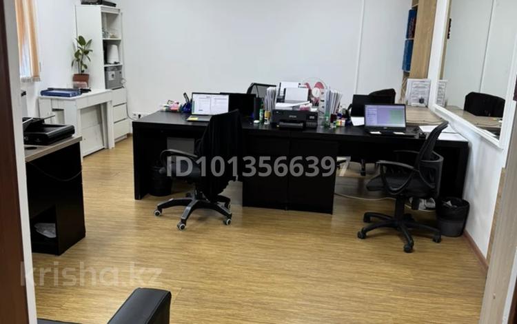Кеңселер · 55 м², бағасы: 440 000 ₸ в Астане, Есильский р-н — фото 2