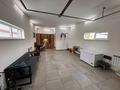 Жеке үй · 4 бөлме · 220 м² · 12 жүзд., Дауылпаз 10 — Молдагулова, бағасы: 130 млн ₸ в Актобе, жилой массив Юго-Запад-1 — фото 13