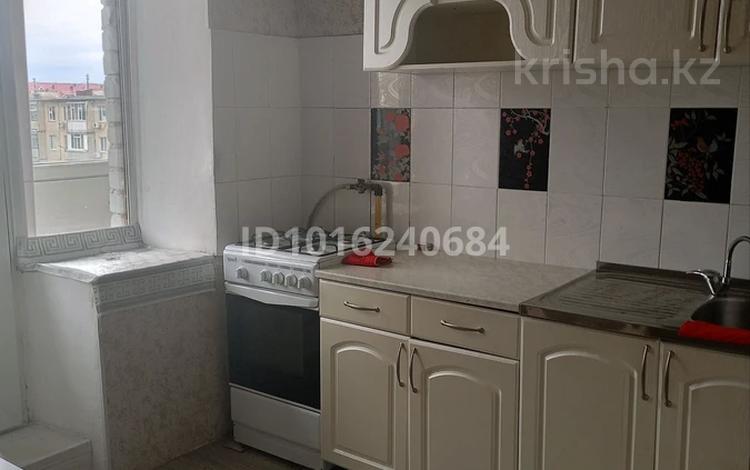 2-комнатная квартира · 46 м² · 5/5 этаж, жилой массив Есет Батыр 93 за 120 000 ₸ в Актобе — фото 2