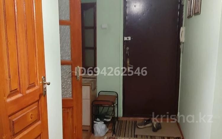 3-комнатная квартира · 68 м² · 4/5 этаж, мкр Мамыр-1 — Шаляпина и Момышулы за 320 000 ₸ в Алматы, Ауэзовский р-н — фото 2