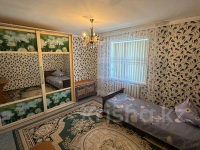 4-комнатная квартира · 90 м² · 1/5 этаж, Толе би 139 за 20 000 ₸ в 