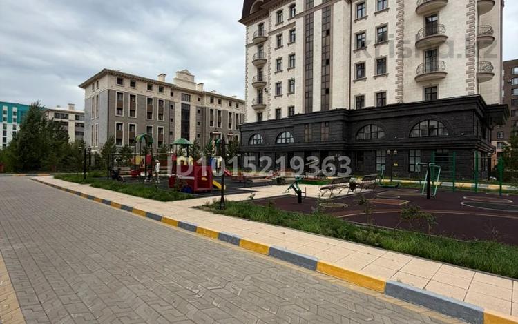 4-комнатная квартира · 215 м² · 3/9 этаж, Умай Ана 14/1, 14/2, 14/4 за 258 млн ₸ в Астане, Нура р-н — фото 7