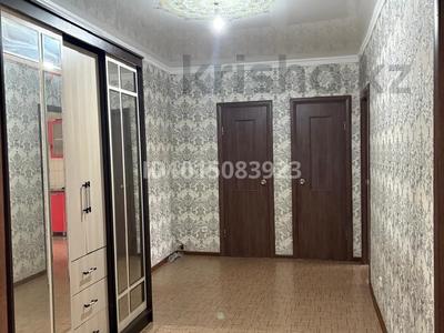 2-бөлмелі пәтер · 64 м² · 2 қабат, Нұр Ақтөбе, Нур Актобе -2мкр 24в, бағасы: 150 000 ₸