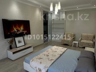 2-комнатная квартира · 60 м² · 10/14 этаж, 17-й мкр, 17 мкрн 7 за 12 000 ₸ в Актау