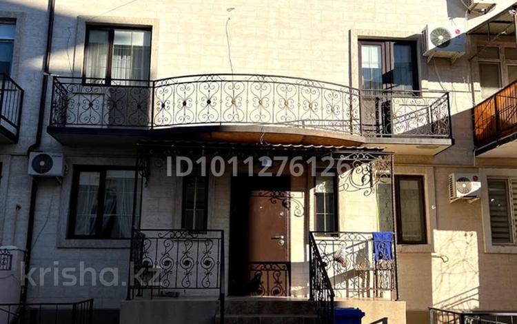 5-бөлмелі пәтер · 250 м², мкр "Шыгыс 2", Мкрн Шыгыс 2 160, бағасы: 60 млн ₸ в Актау, мкр "Шыгыс 2" — фото 2