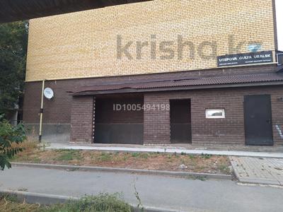 Свободное назначение, магазины и бутики, склады, салоны красоты, фитнес и спорт, кабинеты и рабочие места, студии · 430 м² за 430 млн 〒 в Уральске, мкр Северо-Восток