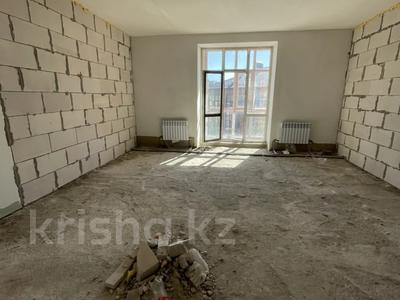 4-комнатная квартира · 210 м² · 4/5 этаж, Ботаническая 12/11 за 58 млн ₸ в Караганде, Казыбек би р-н