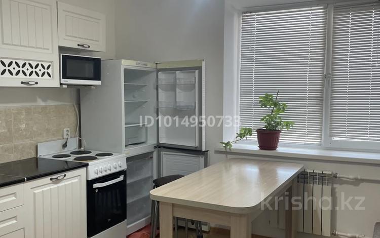 1-бөлмелі пәтер · 38 м² · 2/5 қабат, 10 мкр 21, бағасы: 120 000 ₸ в Балхаше — фото 2