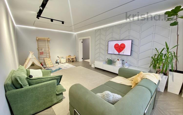2-бөлмелі пәтер · 93.4 м² · 16/17 қабат, Шұғыла ш/а., Жуалы, бағасы: 40 млн ₸ в Алматы, Наурызбайский р-н — фото 3