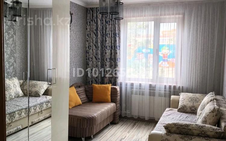 3-комнатная квартира · 64 м² · 3/9 этаж, Жилой р-н Юго-Восток — Степной 3, дом 8 за 200 000 ₸ в Караганде — фото 2
