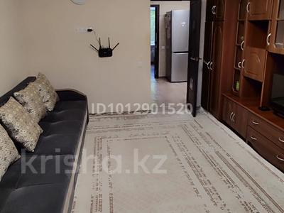 3-бөлмелі пәтер · 60 м² · 3/5 қабат, Майкудук, 12й микрорайон 11а, бағасы: 15 млн ₸ в Караганде, Алихана Бокейханова р-н