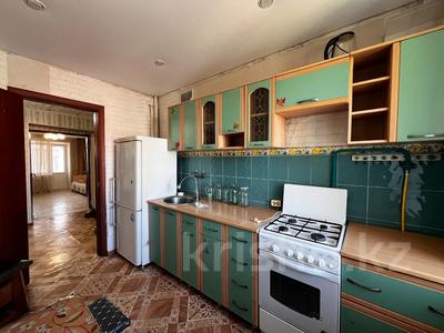 3-бөлмелі пәтер · 60 м² · 5/5 қабат, Абая 153, бағасы: 21.5 млн ₸ в Костанае