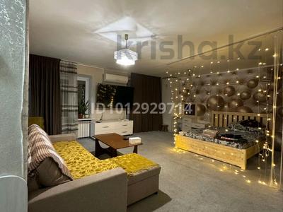 2-бөлмелі пәтер · 45.4 м² · 2/5 қабат, Койгельды 161, бағасы: 19 млн ₸ в Таразе