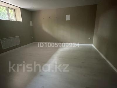 Свободное назначение, офисы, фитнес и спорт, образование, развлечения, кабинеты и рабочие места, студии · 28.2 м² за 150 000 〒 в Костанае