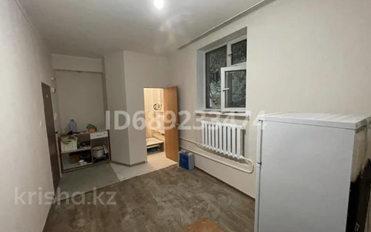 1-комнатная квартира, 17 м², 1/5 этаж, Кутпанова 7 за 6.9 млн 〒 в Астане, Сарыарка р-н — фото 8