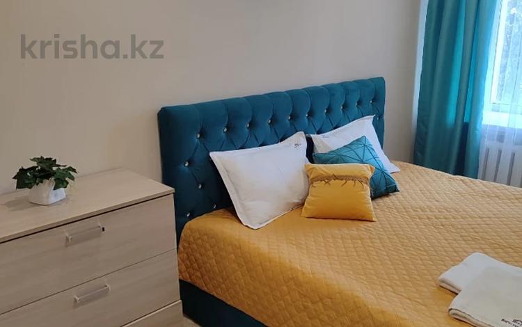 2-комнатная квартира · 40 м² · 2/9 этаж, Н.Абдирова 19 за 18 000 ₸ в Караганде, Казыбек би р-н — фото 2