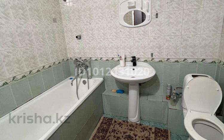 1-комнатная квартира · 42 м² · 5/5 этаж, мкр Орбита-1, Макатаева 142 — Сейфуллина за 270 000 ₸ в Алматы, Бостандыкский р-н — фото 2