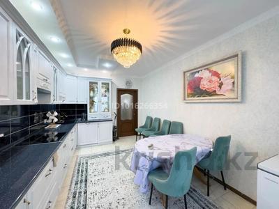 3-комнатная квартира · 102 м² · 19/25 этаж, Тауелсиздик 34 за 55 млн ₸ в Астане, Алматы р-н