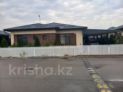 Отдельный дом · 5 комнат · 165 м² · 6 сот., ул Сабыра Рахимова 204 за 110 млн ₸ в Туздыбастау (Калинино)