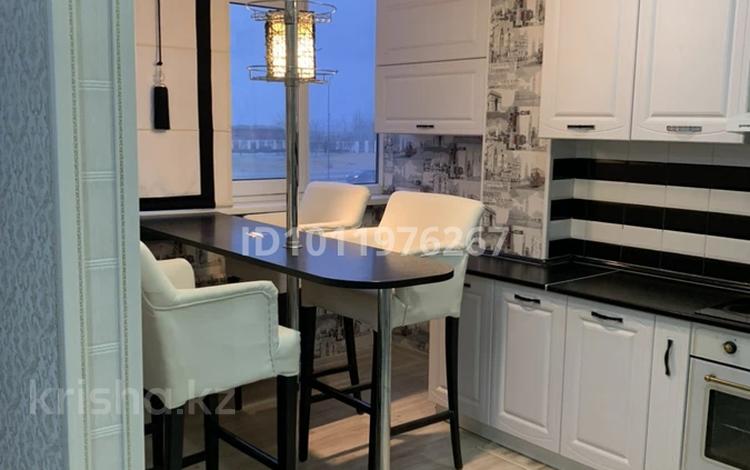 2-комнатная квартира · 70 м² · 2/16 этаж, 17-й мкр 3 — 15 мкр за 250 000 ₸ в Актау — фото 2