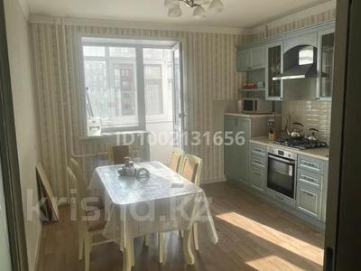 Продажа квартир в Астане: 3-комнатная квартира · 92 м² · 5/9 этаж, Момышулы 4 за 41 млн 〒 3-комнатная квартира · 92 м² · 5/9 этаж, Момышулы 4 за 41 млн 〒 в Астане, Алматы р-н