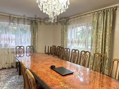Отдельный дом • 4 комнаты • 139.9 м² • 4 сот., Неусыпова за 30 млн 〒 в Уральске