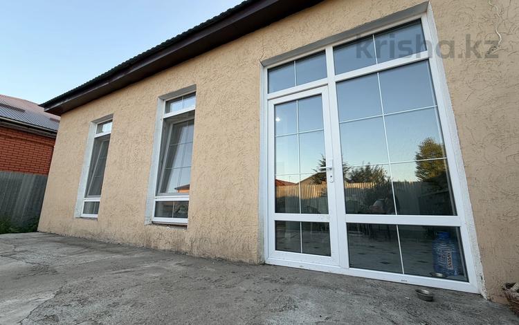 Отдельный дом · 4 комнаты · 100 м² · 5 сот., Лермонтова 42 за 47 млн ₸ в Уральске — фото 2