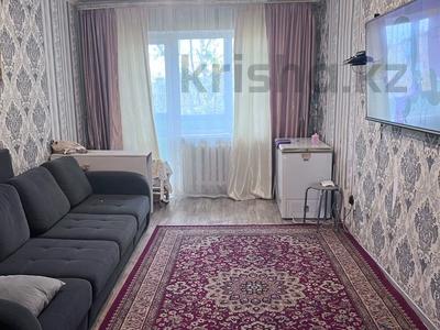 2-бөлмелі пәтер · 44 м² · 4/5 қабат, Майкудук, 14й микрорайон, бағасы: 10 млн 〒 в Караганде, Алихана Бокейханова р-н