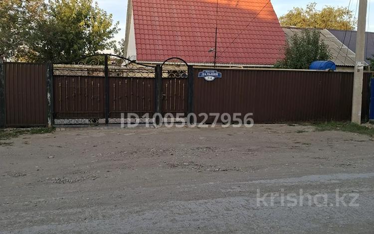 Отдельный дом · 2 комнаты · 64 м² · 2 сот., П.Дальний 3/4 — Сад долголетия за 17 млн ₸ в Актобе, жилой массив Жилянка — фото 2