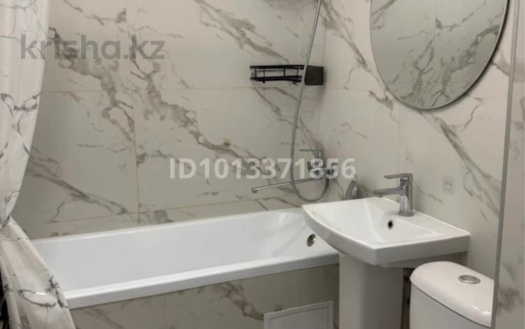 1-комнатная квартира · 40 м² · 3/5 этаж, Улица Кунаева, 49 / проспект Жибек Жолы, 68 6 подьезд,3 этаж, 49 — Улица Кунаева, 49 / проспект Жибек Жолы, 68 6 подьезд,3 этаж за 270 000 ₸ в Алматы, Медеуский р-н — фото 2