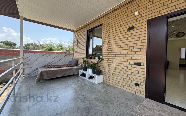 Отдельный дом · 5 комнат · 170 м² · 6 сот., Южный 222 — Мкр Южный за 35 млн 〒 в Каскелене — фото 6