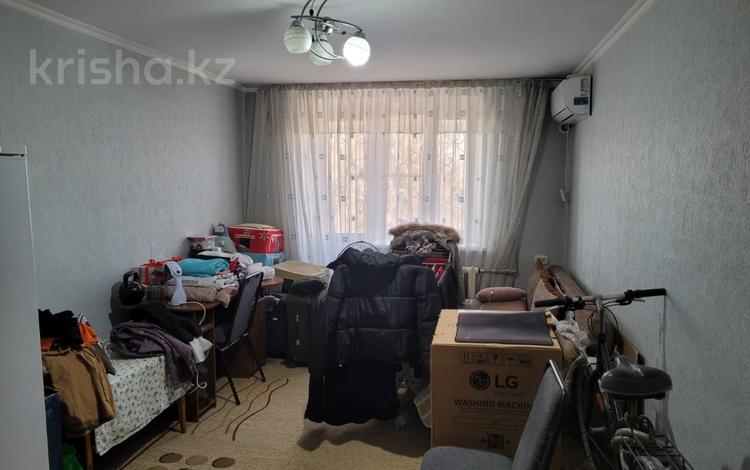 3-комнатная квартира, 56 м², 2/5 этаж, Сагындыкова — Желтоксан за 15 млн 〒 в Таразе — фото 2